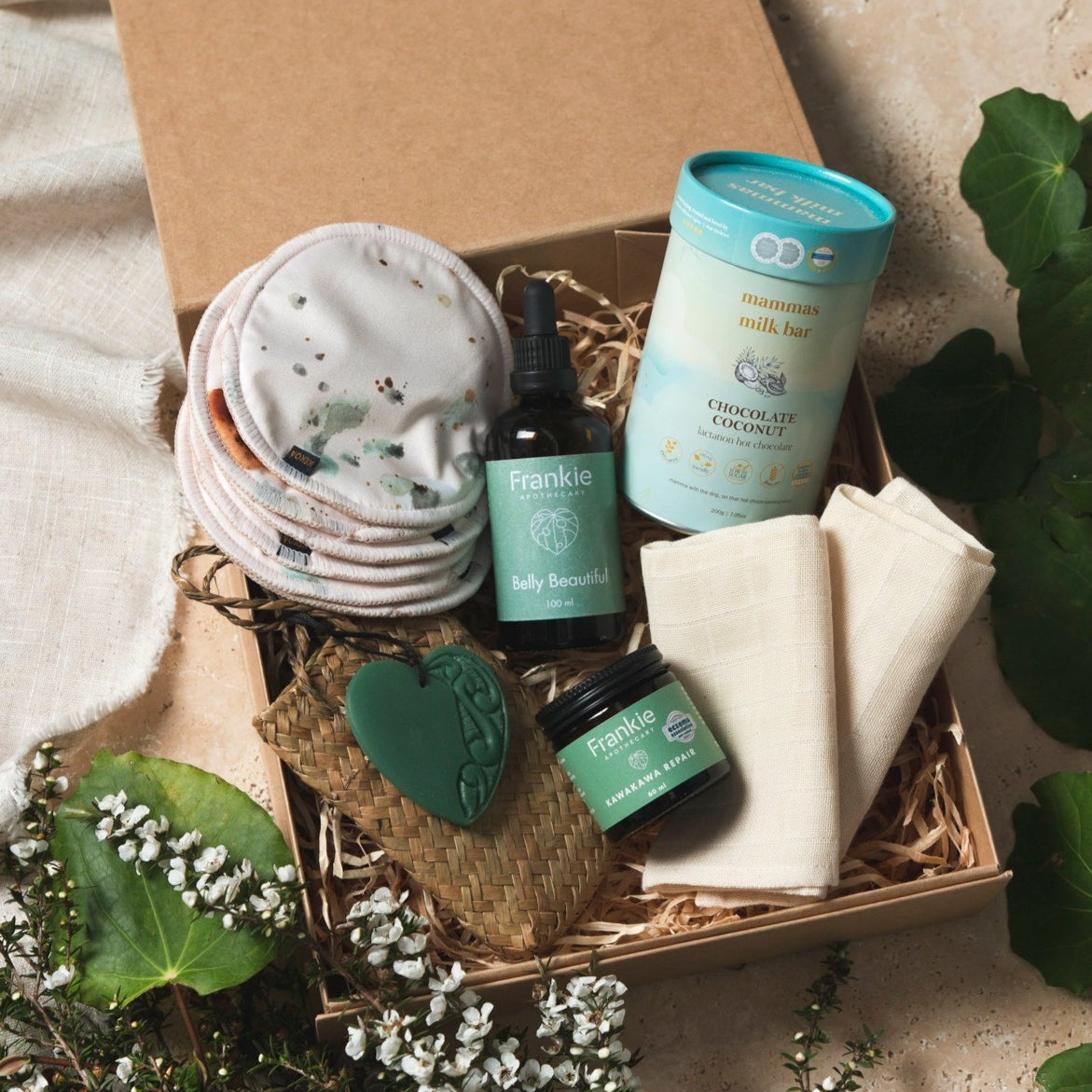 NEW Māmā &amp; Pēpi Gift Set